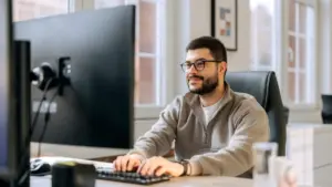 Finding the Perfect Ergonomic Setup: How to Properly Position Your Computer Monitor