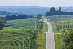 Iowa’s Rural Farmland Transforms Into a High-Tech Spectrum Laboratory to Bridge the Agricultural Connectivity Gap