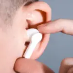 The Reality of Real-Time Translation: How Modern Earbuds Are Breaking Down Language Barriers