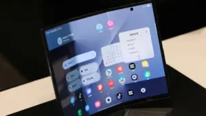 Beyond the Hinge: The Critical Maintenance Habits Your Foldable Phone Demands